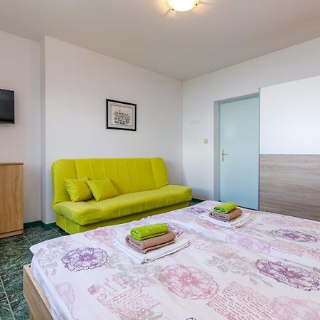 Apartments Jasminka Lovran Room photo